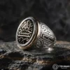 1-96.webp Hasbi Allah Oval Gravürlü Gümüş Erkek Yüzük