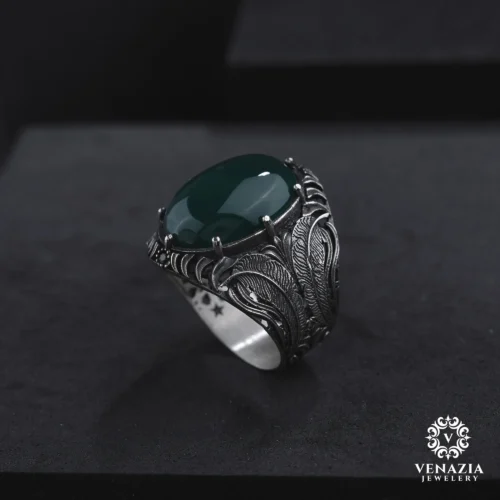 VeNAZIA-30-10-20232907-copy.webp Yeşil Akik Taşlı Gümüş Yüzük