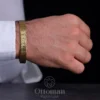 gravur-gumus-erkek-kelepce-bileklik-sa-27e808.webp Gravür Gümüş Erkek Kelepçe Bileklik Gold Kaplama