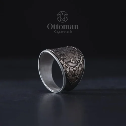 osmanli-sancagi-gumus-erkek-yuzuk-3c1ca4.webp Osmanlı Sancağı Gümüş Erkek Yüzük
