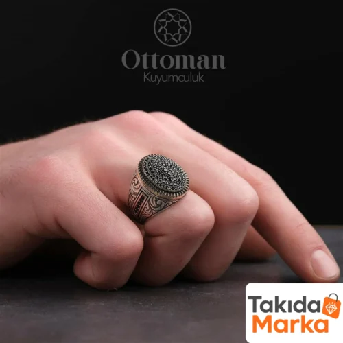 oval-tasli-gumus-erkek-yuzuk-modeli-22a-47.webp Oval Taşlı Gümüş Erkek Yüzük