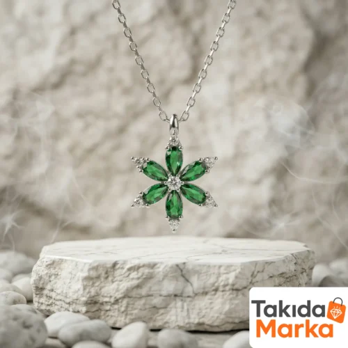 yesil-renk-cicek-kadin-gumus-kolye.webp Yeşil Renk Çiçek Kadın Gümüş Kolye