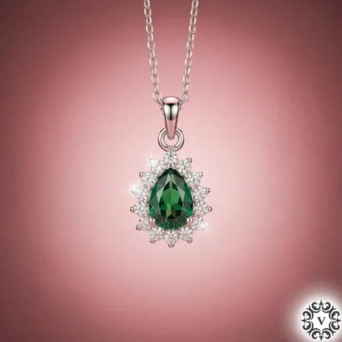 yesil-tasli-damla-modeli-kadin-gumus-kolye.webp Yeşil Taşlı Damla Modeli Kadın Gümüş Kolye